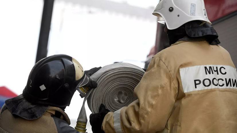 В Новосибирске произошёл крупный пожар на складе 