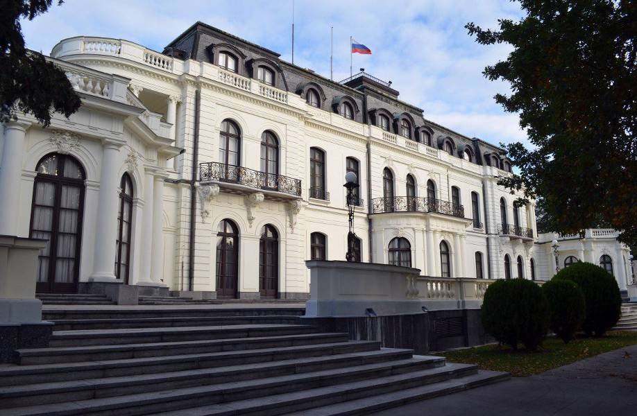 Посольство России опровергло обвинения главы контрразведки Чехии