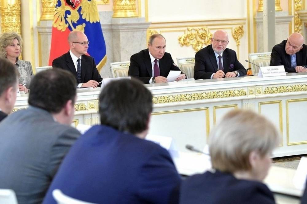 Кремль назвал перестановки в СПЧ "ротацией"