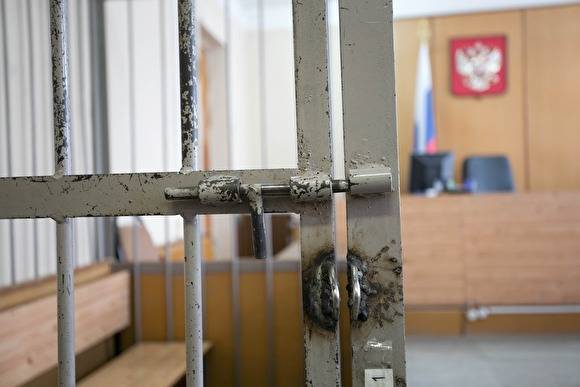 Арестован мужчина, задержанный при попытке ограбления банка в Екатеринбурге