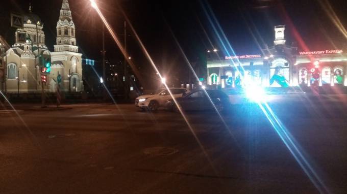 Каршеринг столкнулся с Mazda у Варшавского вокзала