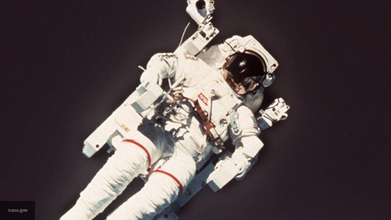 NASA может купить одно место в МКС для американского астронавта