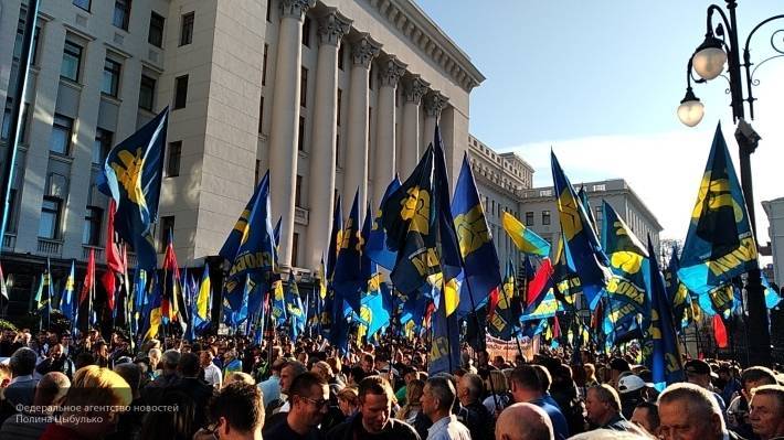 Украинские СМИ увидели в развале своей страны взаимную выгоду для Киева и Москвы