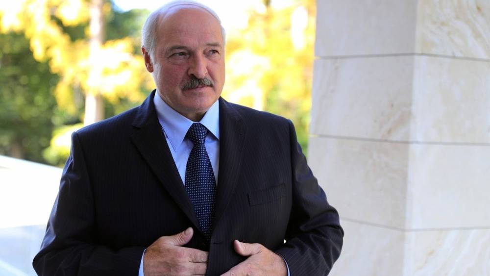 Лукашенко рассказал о «дуге нестабильности» вокруг Белоруссии