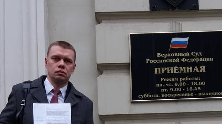 «Худший адвокат Москвы» и налоговый аферист Ступин попал в МГД с подачи Навального