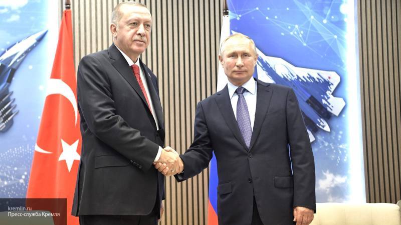 Россия играет ключевую роль в Сирии на фоне борьбы Турции с курдами-террористами — Исаев
