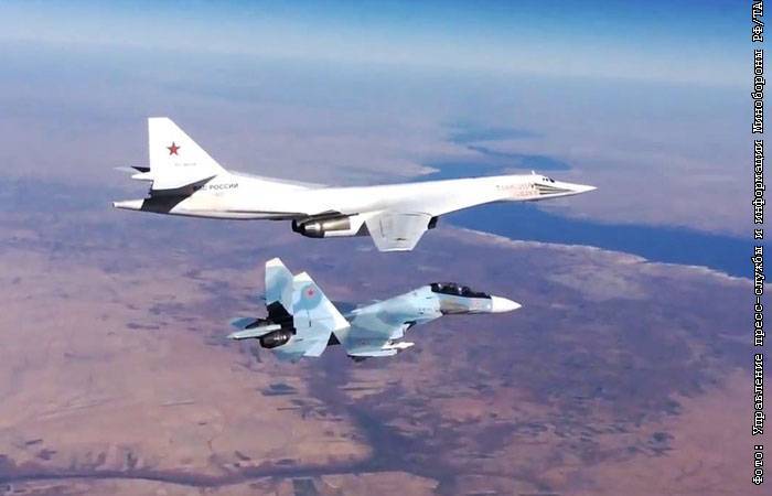 Два стратегических бомбардировщика Ту-160 отправятся в ЮАР