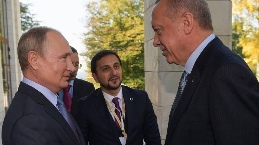 Путин и Эрдоган обсудили военные действия Турции в Сирии