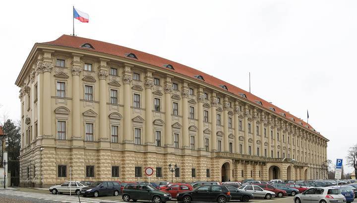 Российское посольство в Чехии обвинили в шпионаже