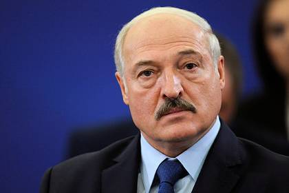 Лукашенко назвал себя белорусскоязычным на русском