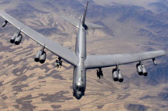 В Пентагоне сообщили об учебном полёте B-52 ВВС США над Чёрным морем