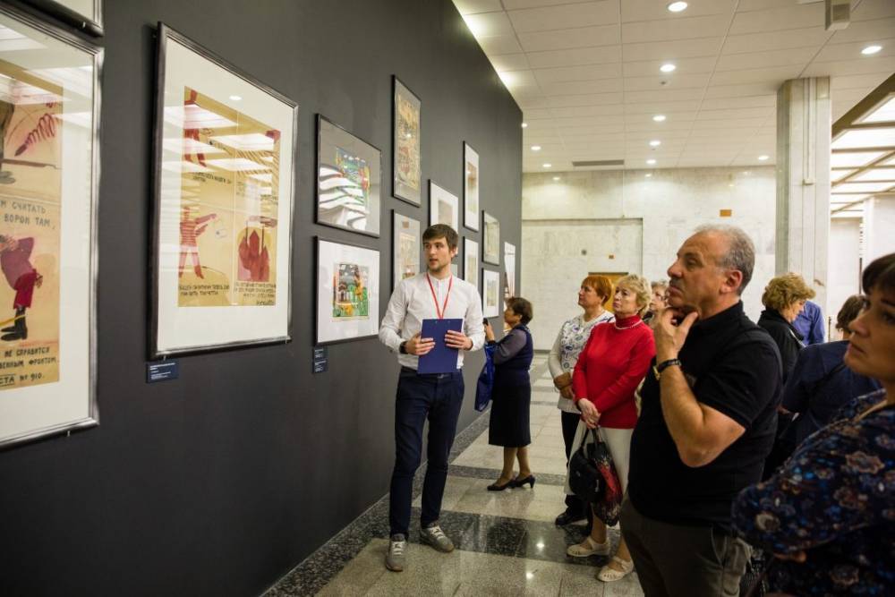 В Музее Победы открылась выставка «Окна сатиры»