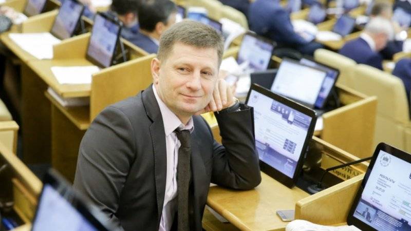 Губернатор Хабаровского края увеличил расходы на свое содержание