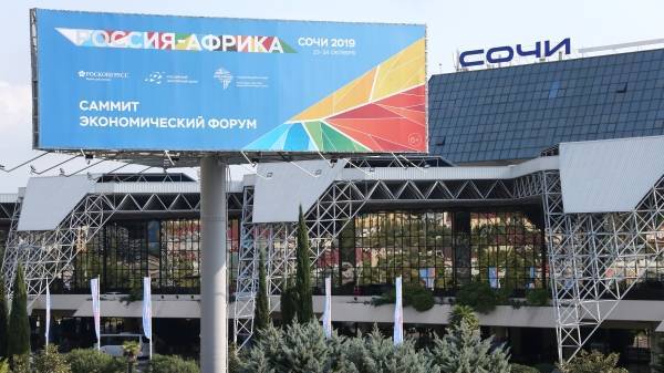 Аэропорт Сочи обслужит в дни саммита Россия — Африка более 100 тысяч пассажиров