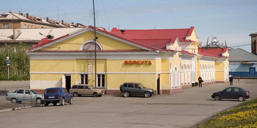 Жители Воркуты от безысходности дарят свои квартиры чиновникам