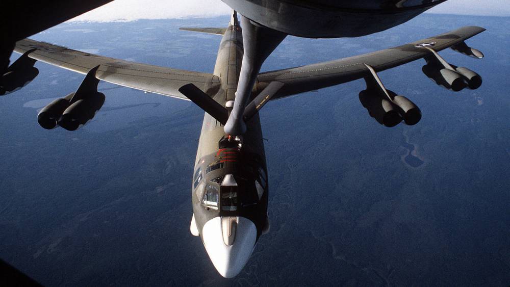 Американские B-52 сымитировали бомбардировку на Крым