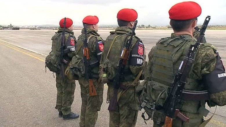 В Сирии военная полиция РФ начала патрулировать границу с Турцией