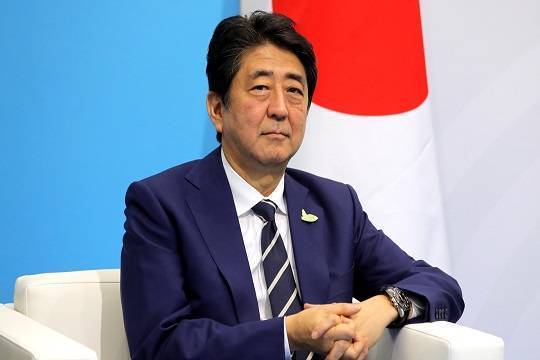 Японский премьер подтвердил намерение страны поддерживать реформы на Украине