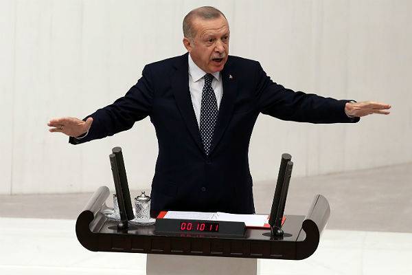 Эрдоган пригрозил возобновить боевые действия в Сирии