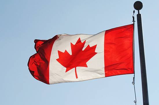 Либеральная партия побеждает на парламентских выборах в Канаде