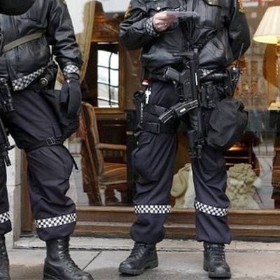Полиция Осло задержала предполагаемую сообщницу мужчины, угнавшего сегодня "скорую"