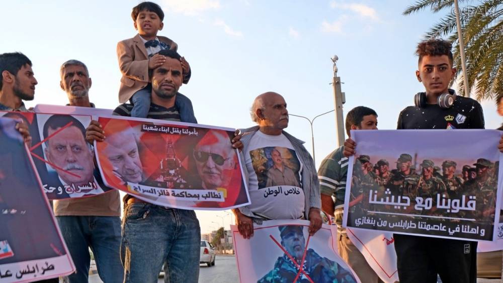 Жители Бенгази вышли на митинг против визита главы террористов ПНС Сарраджа