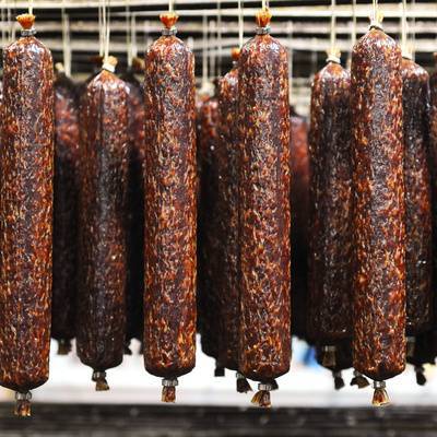 Около 300 кг вареной колбасы с ДНК вируса африканской чумы свиней нашли в Челябинске