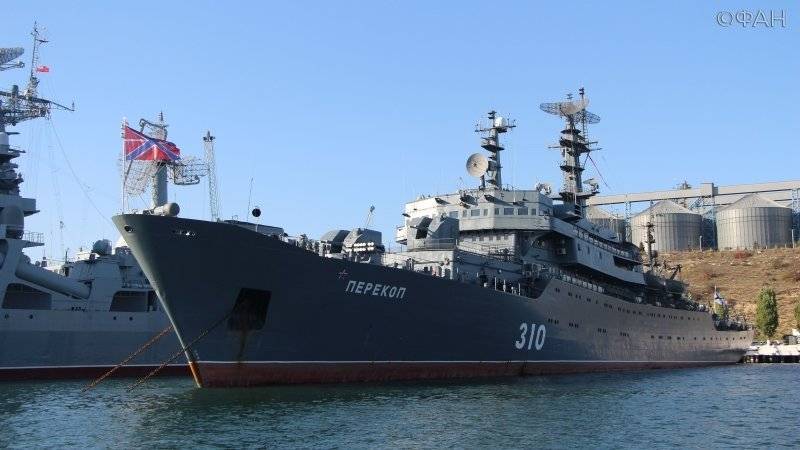 Русские опять пустились в кругосветку, пока ВМСУ ползут к Стамбулу
