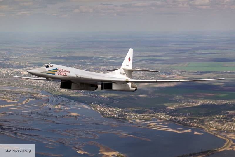 В Минобороны объяснили полет ракетоносцев Ту-160 в ЮАР
