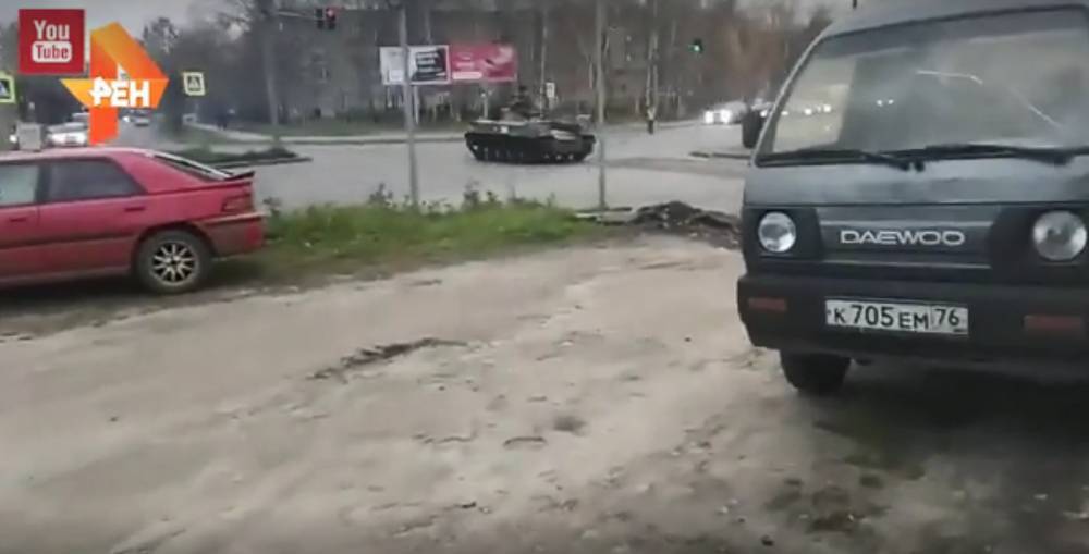 Проводится проверка по факту ДТП с участием боевой машины в Костроме