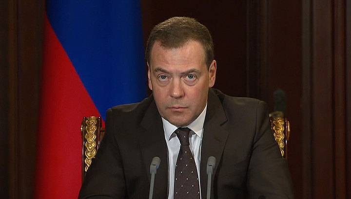 Медведев и Медведчук обсудили вопросы сотрудничества России и Украины