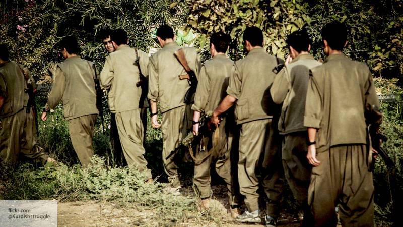 Курды-террористы покидают северные районы Хасаки в Сирии, закладывая взрывные устройства