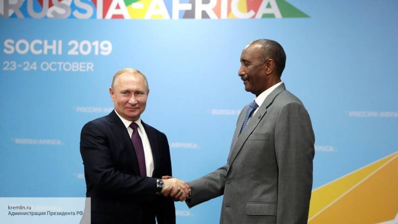 Российские инвесторы готовы делиться своими технологическими наработками с Суданом – Путин
