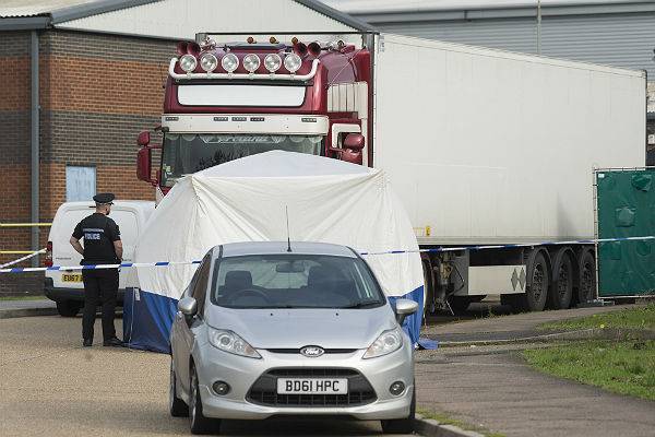 Найденные мертвыми в грузовике в Англии люди были гражданами КНР