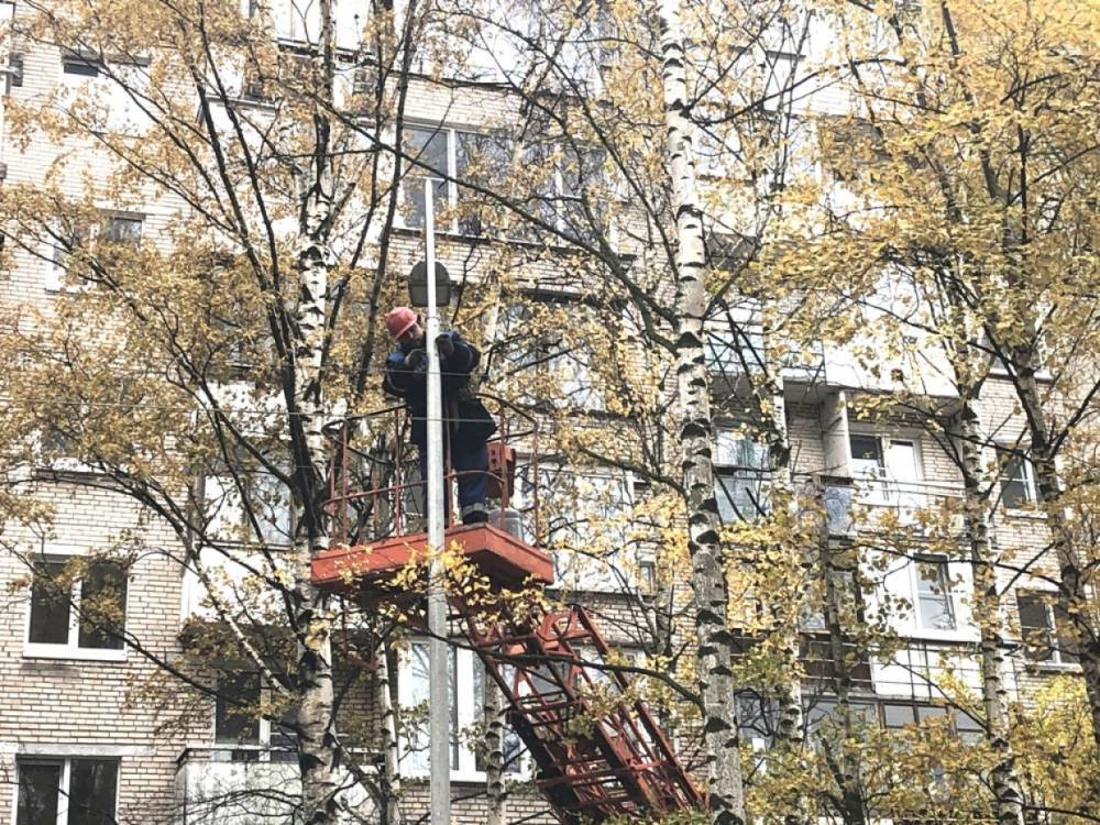 «Ленсвет» обновит наружное освещение в квартале 4 Василеостровского района