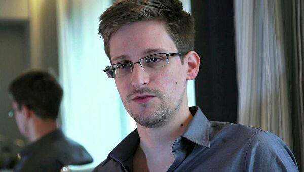 Кучерена: Сноуден не жалуется на жизнь в России