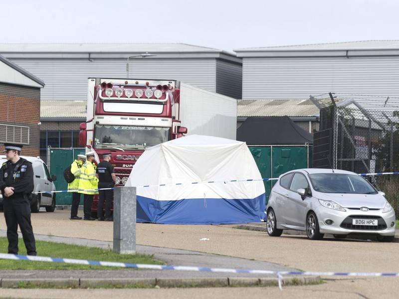 Британская полиция подтвердила гражданство погибших в грузовике