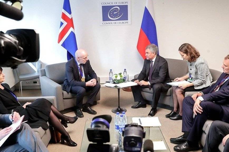 Володин пригласил спикера парламента Исландии посетить Россию
