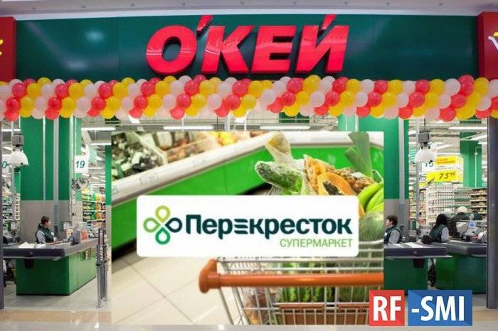 Половине российских семей денег хватает только на покупку еды и одежды
