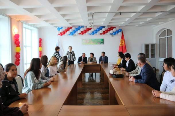 Студентов в Кыргызстане начали обучать русскому языку