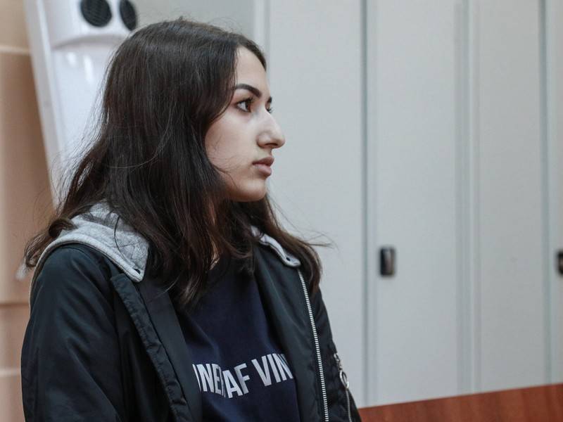 Суд продлил меру пресечения младшей из сестёр Хачатурян Марии