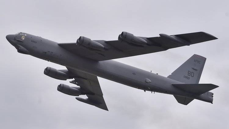 Пентагон сообщил о полете B-52, сымитировавшем бомбардировку Крыма