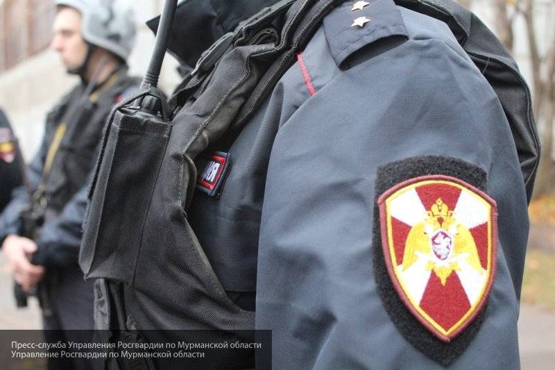 Мужчину с крупной партией наркотиков задержали росгвардейцы в Москве