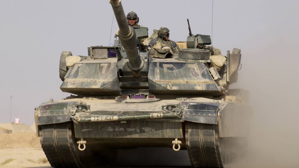 Вашингтон хочет поддержать танками курдов-оккупантов в нефтяных районах Сирии