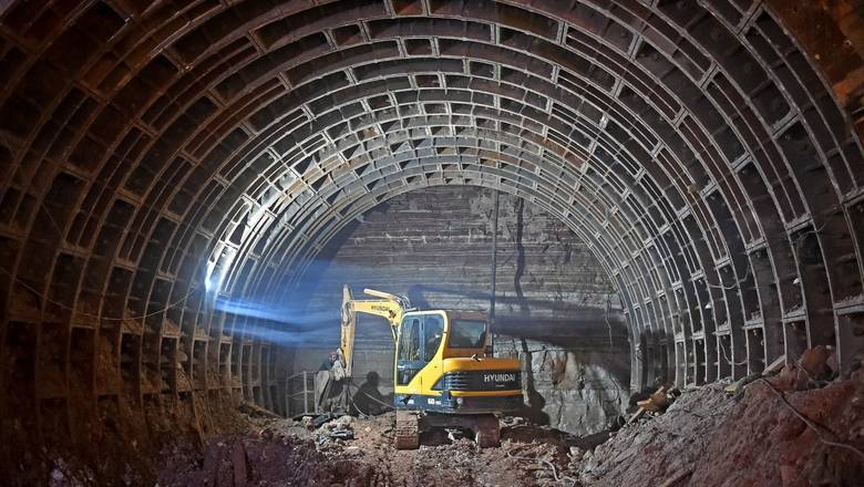 На строительство метро Москвы к 2024 году могут потратить 2 трлн рублей
