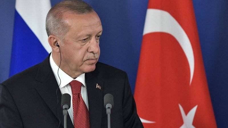 Турция рассчитывает получить от США главнокомандующего SDF