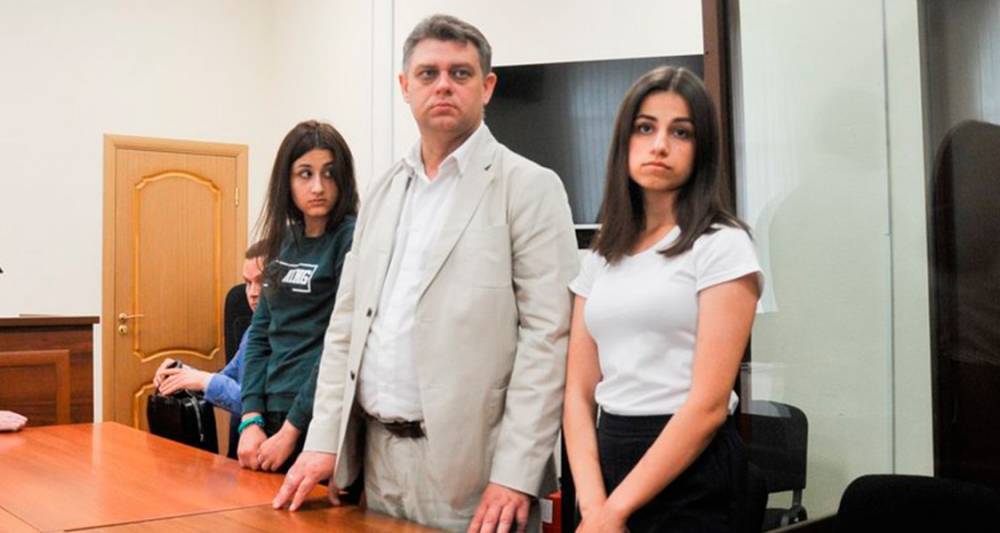 Адвокат рассказал, сколько могут рассматривать дело сестер Хачатурян