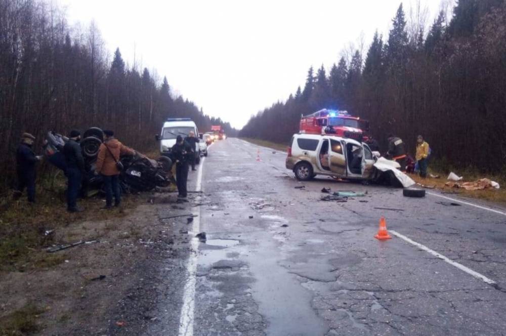 Три человека погибли в ДТП на трассе в Вологодской области