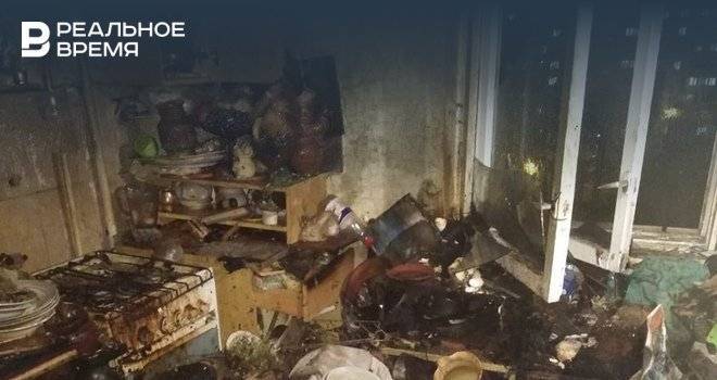 На пожаре в Казани погибли двое пожилых людей