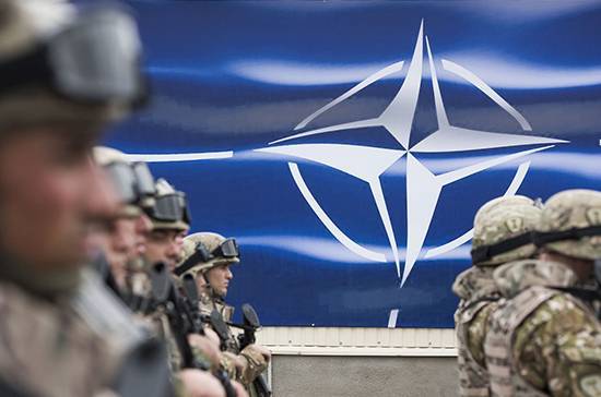 Министры обороны стран НАТО обсудят Сирию и Афганистан на саммите в Брюсселе